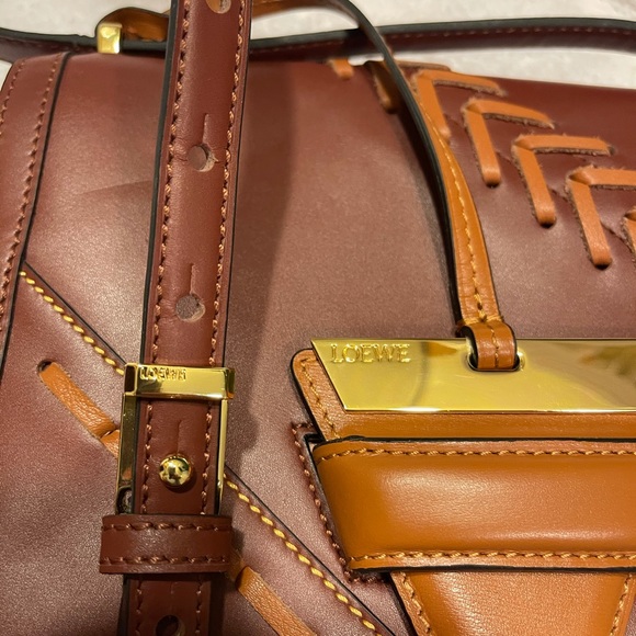 Loewe Barcelona Leather Shoulder bag - Picture 5 of 12
